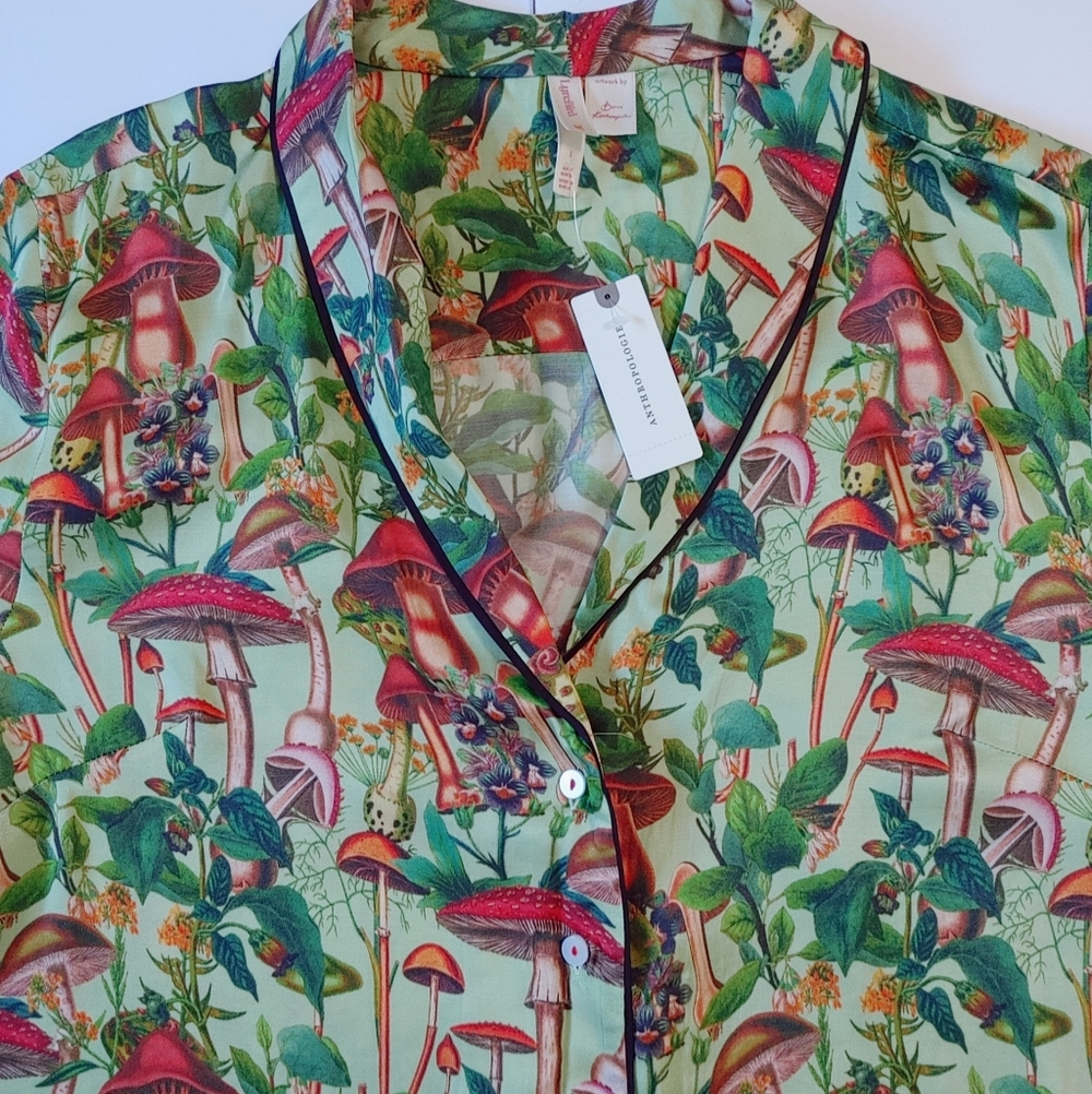 LyreBird Mushroom Print Women's Silky Pajama Set - Picture 6 of 15